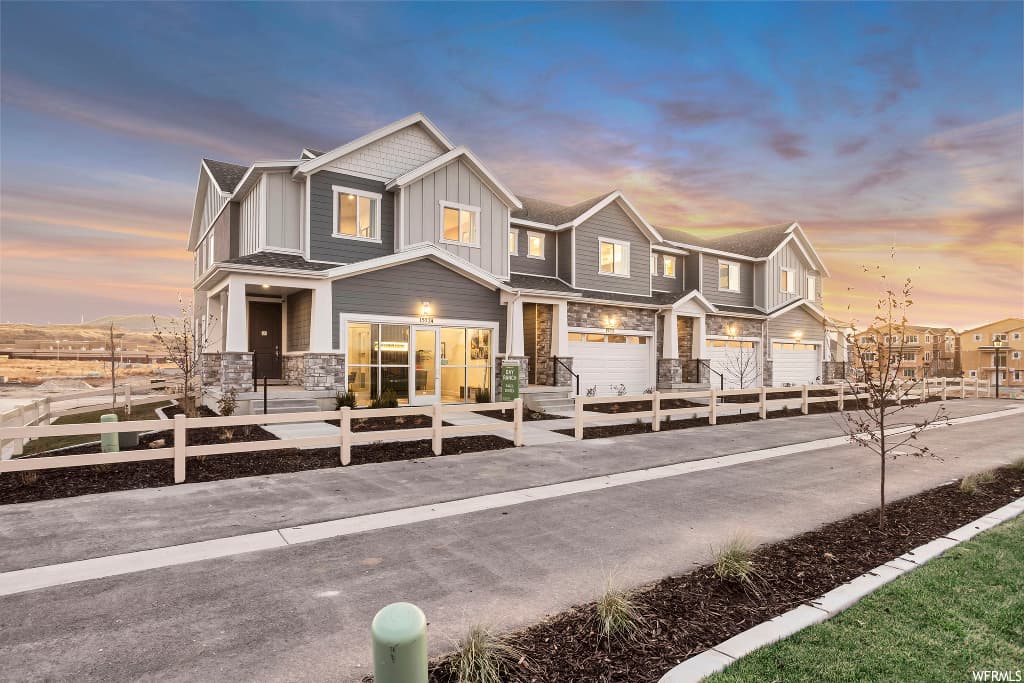 Enclave At Salt Point