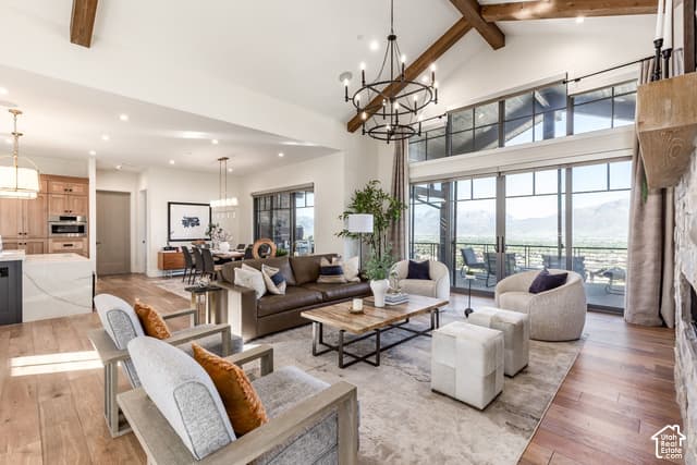 2414 E FLAT TOP MOUNTAIN DR