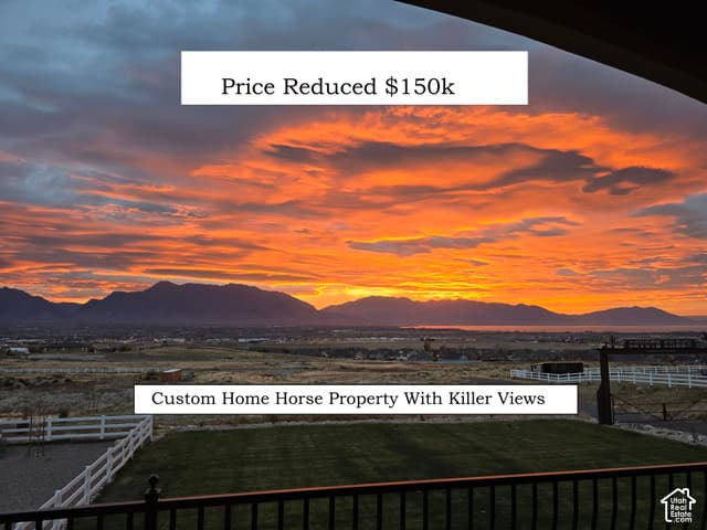1102 N SUMMIT VIEW DR