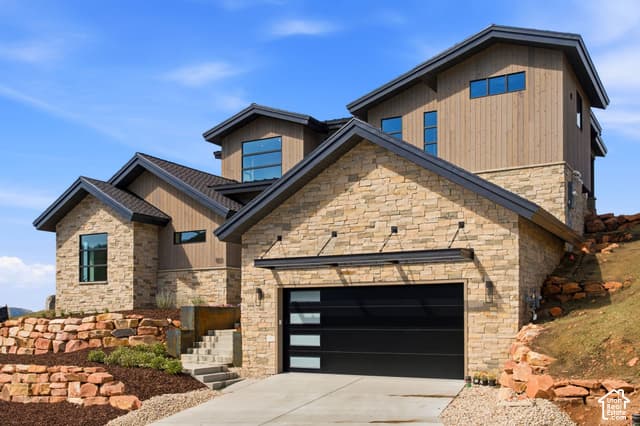 11321 N SOARING HAWK LN #3 photo 2