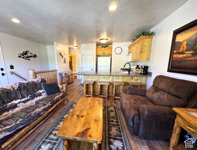 3562 N FOX RUN #407