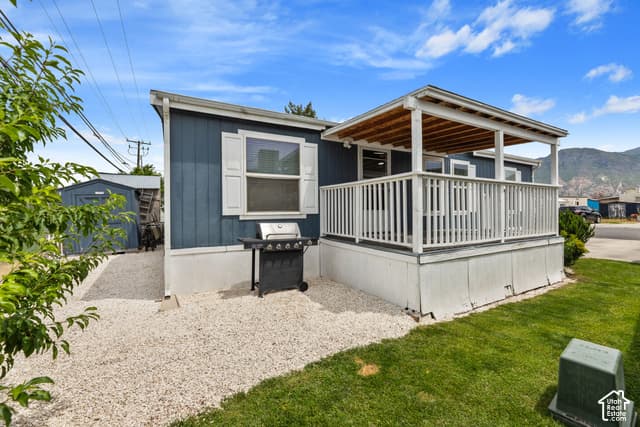 255 N 1600 W #103 photo 2