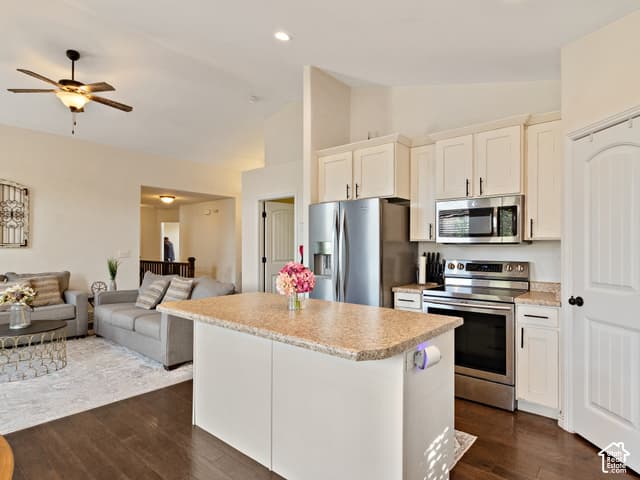 8826 W AMTRAC LN photo 4