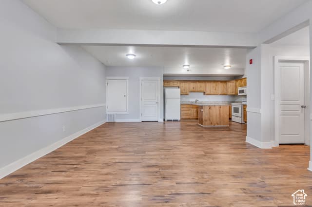 389 S STATE ST #16 photo 2