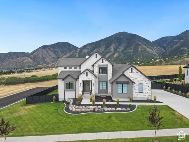 310 S AUTUMN BLAZE CIR photo 2