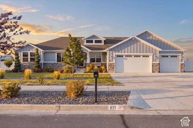 821 E SUNSET VIEW RD #724