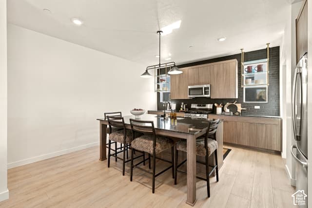 2328 W MAGNOLIA LN #101 photo 4