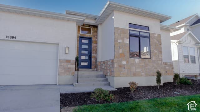 12894 S BERLYNN DR #17
