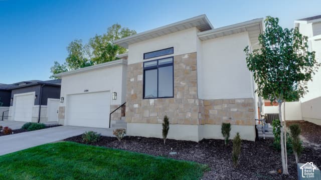 12894 S BERLYNN DR #17 photo 2
