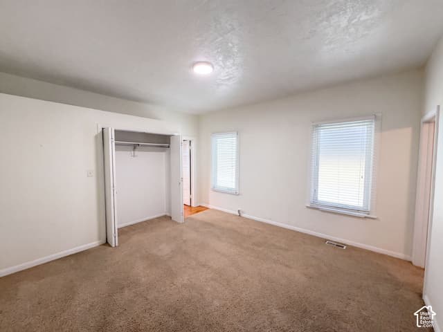 384 E ST photo 4