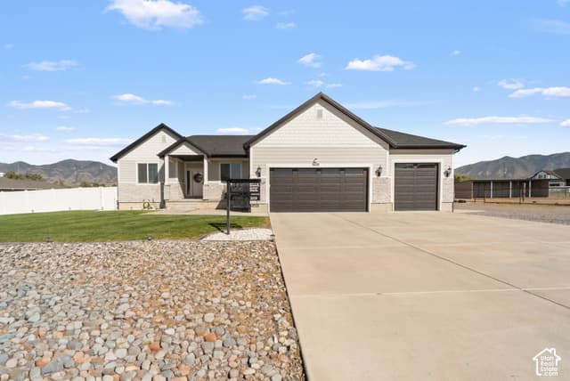 3678 N SPIRAL SPRINGS RD #204 photo 3