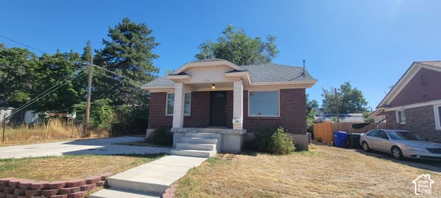 154 E UTAH AVE photo 3