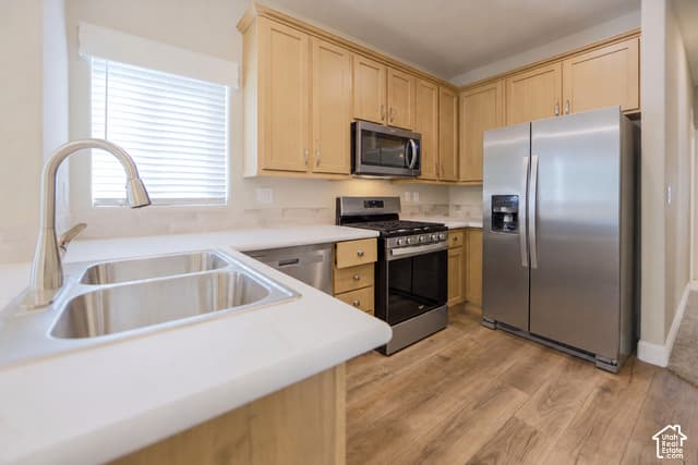 1150 W RED HILLS PKWY #87 photo 4