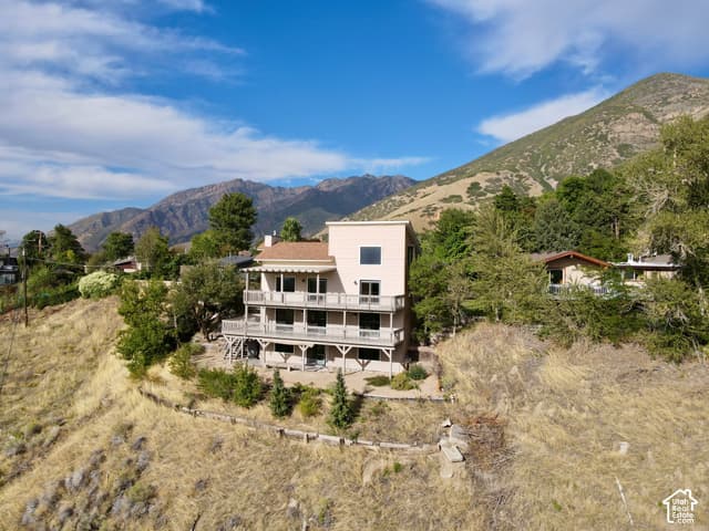 8562 KINGS COVE DR