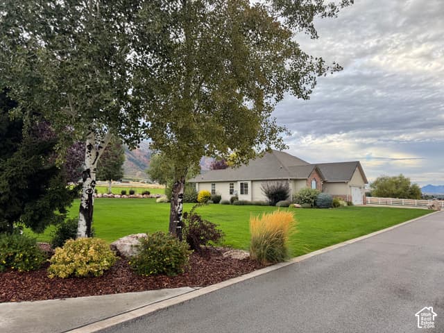 3869 S HIGHWAY 23 photo 2