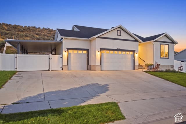 7559 N RIVA RIDGE RD photo 4