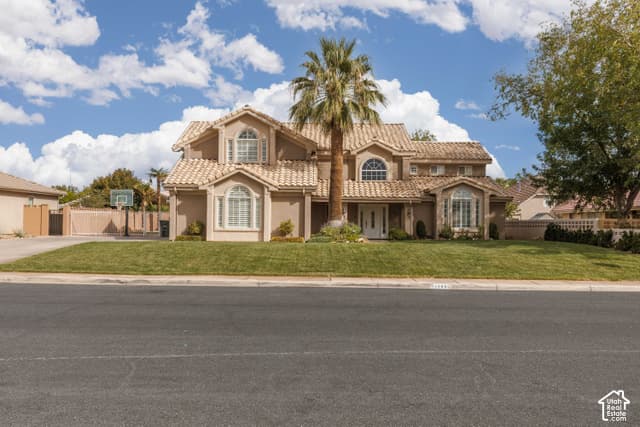 1355 E ST JAMES LN. photo 2