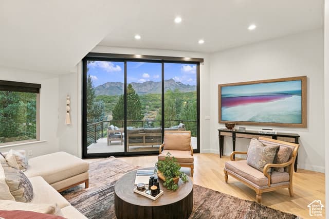 5258 W FRONTIER DR photo 3