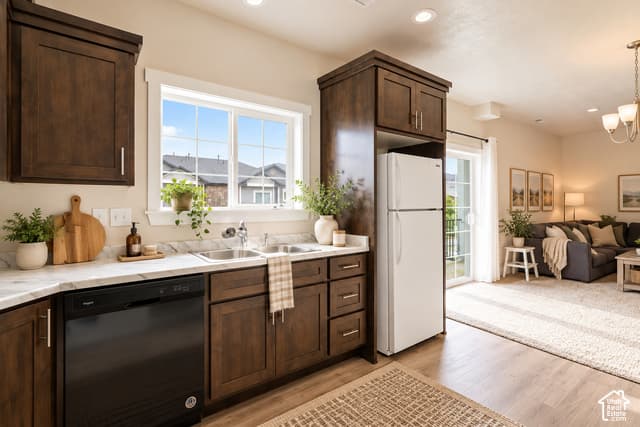 1593 N 160 W #201 photo 4