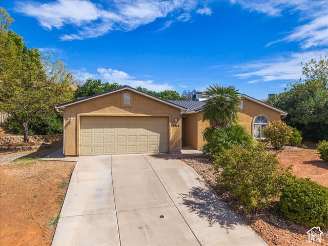 1512 W 610 CIR photo 2