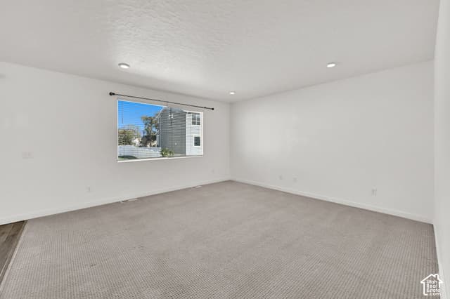 831 S 4050 W photo 2