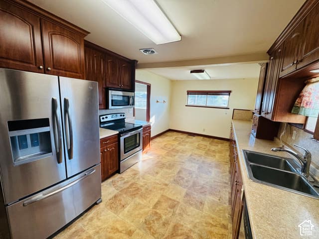 2798 S HWY 10 photo 2