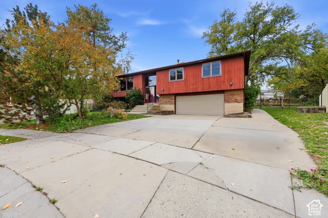 5570 S APPIAN CIR photo 4