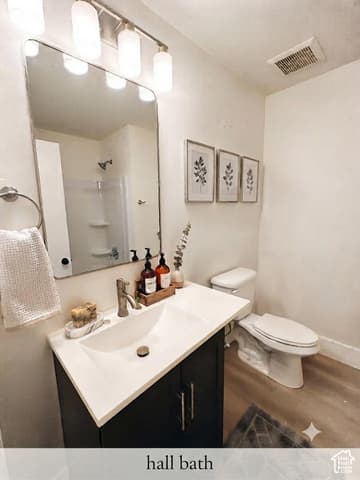 271 W 200 N photo 4