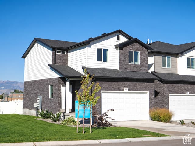 2062 N 25 LN #22 photo 2
