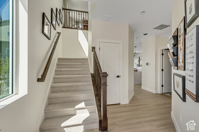 1547 N 1090 W #210 photo 3