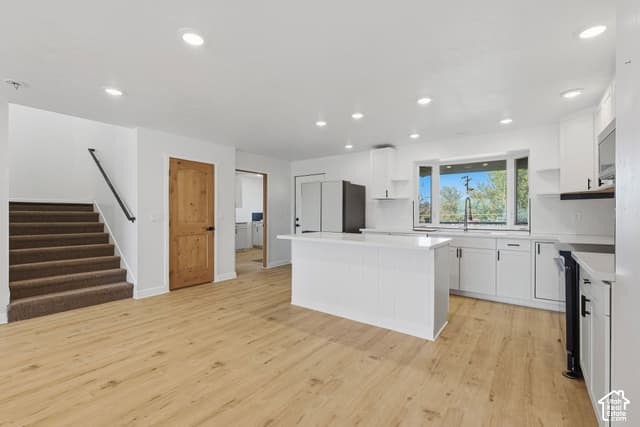 1403 E WOODLAND AVE photo 4