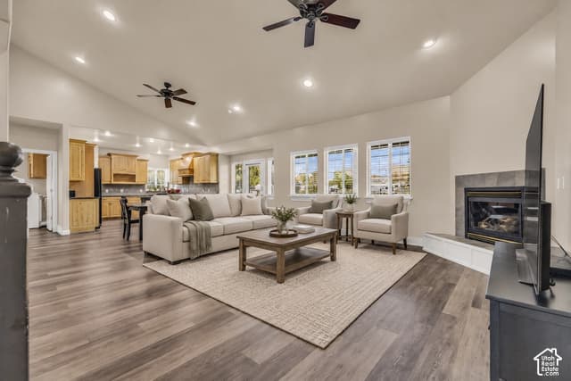 1797 LAKE VIEW photo 3