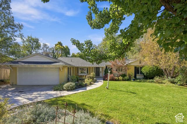 4986 S NANILOA DR