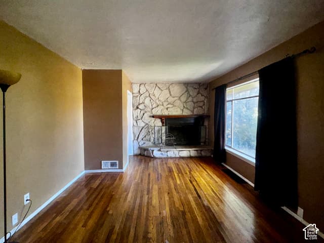 1027 NORTH ST photo 3