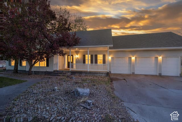 385 N AMERIGO LN photo 2