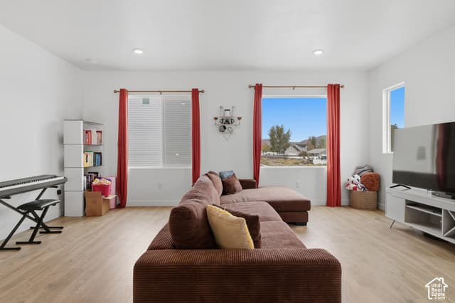 1926 E EMBER LN #433 photo 4