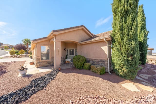 2332 S VERDE RIDGE RD photo 2