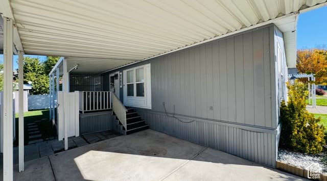1025 N 300 W #11 photo 4