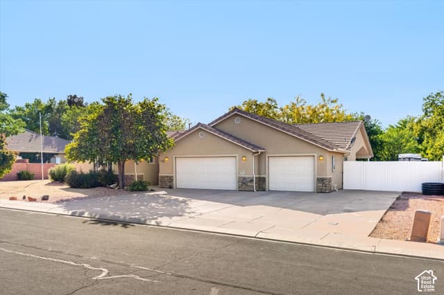 1192 S 840 W photo 3