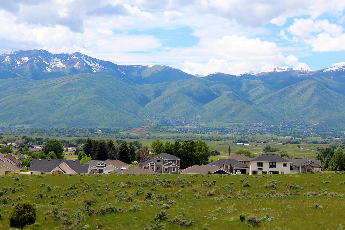 Stone Creek Estates.4 Save Thousands With Communnie.