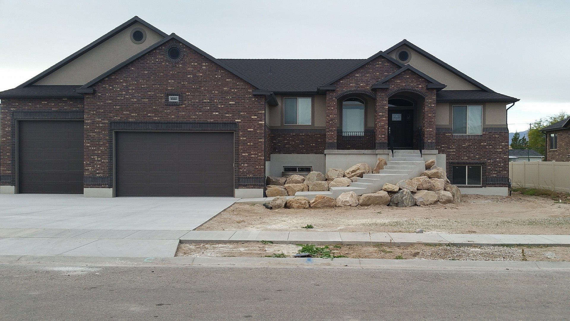 Woodmere Homes 10 Save Thousands With Communnie.