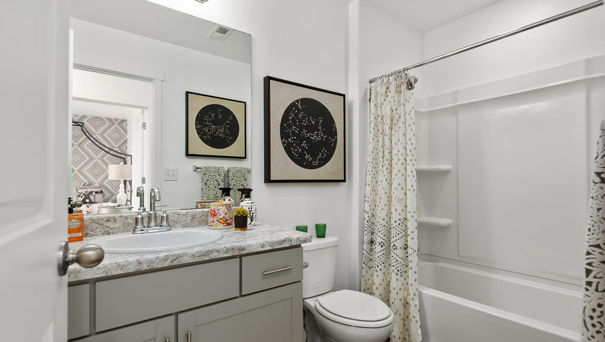 DR HortonSpringside Meadows Towns2 Save Thousands With Communnie.