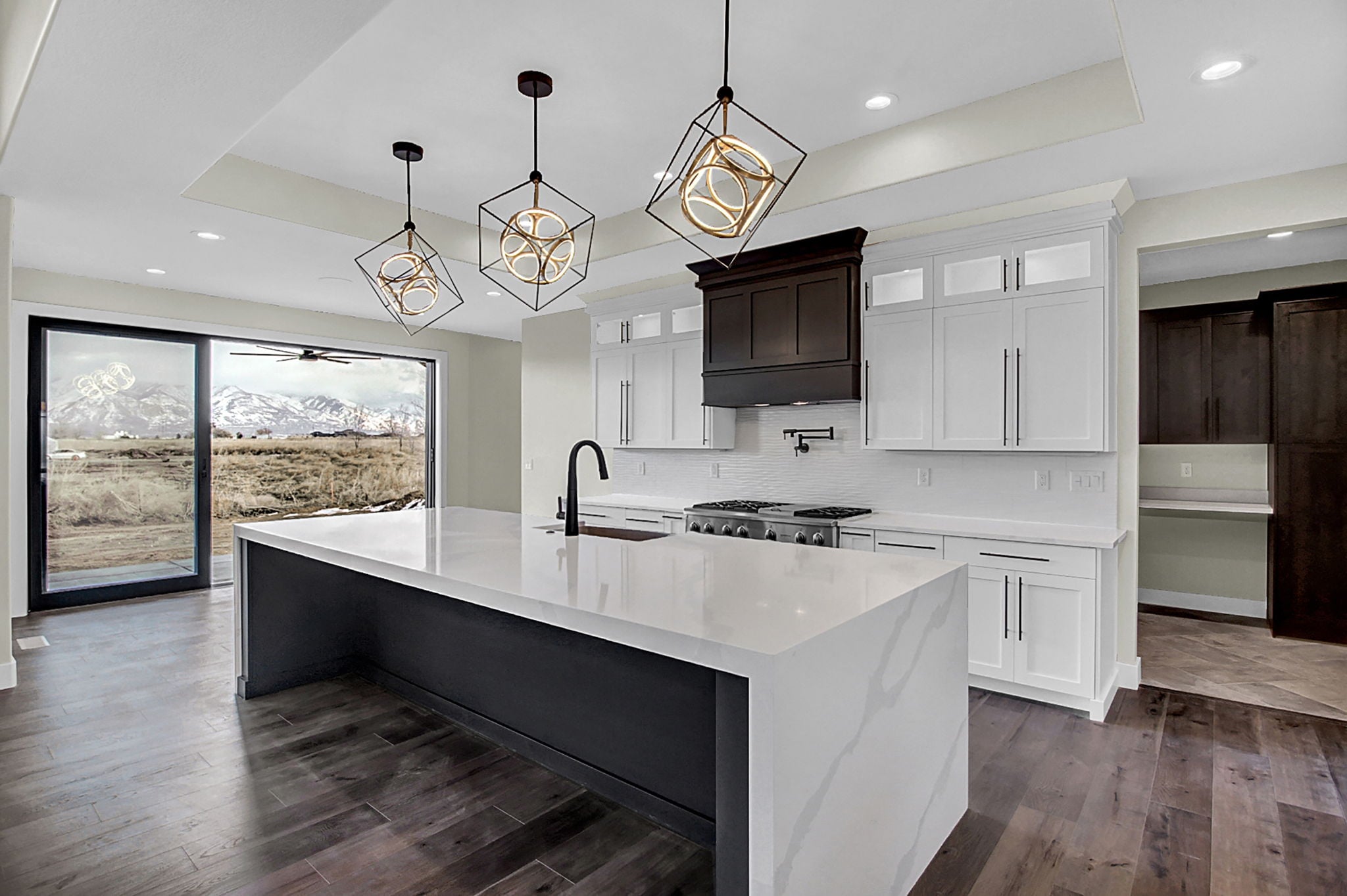 Marquee Homes 1 13 Save Thousands With Communnie.