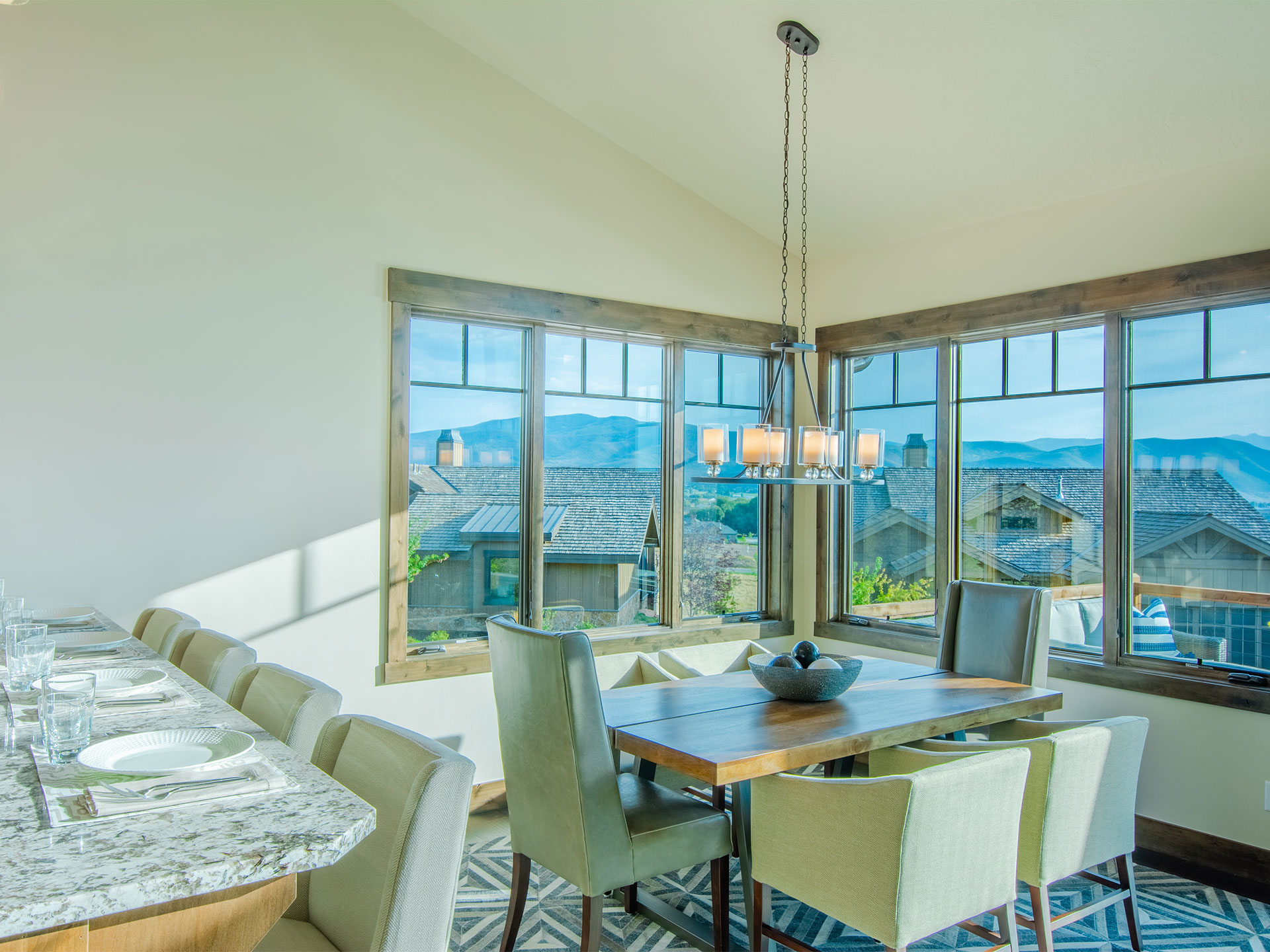 Cottages at Kings Peak 3 Save Thousands With Communnie.