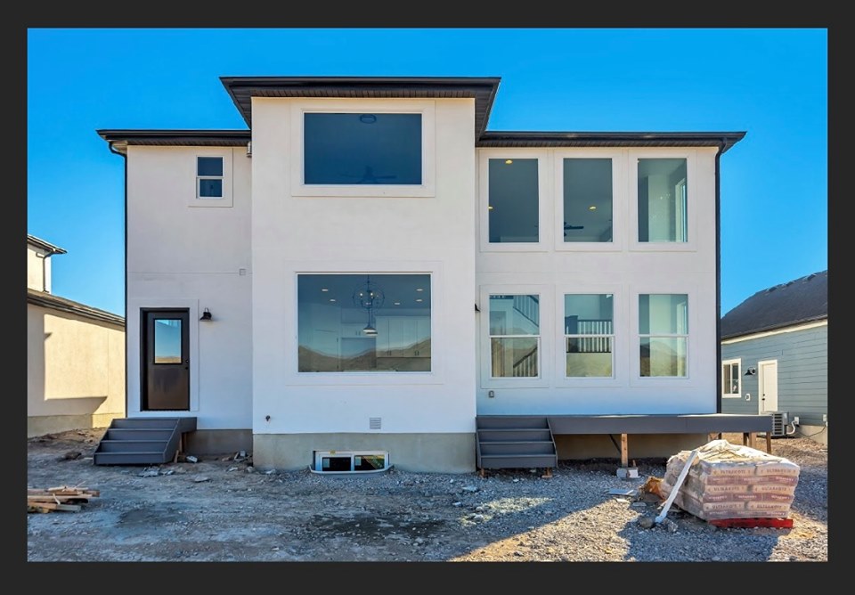 Alta Vista Homes 19 Save Thousands With Communnie.