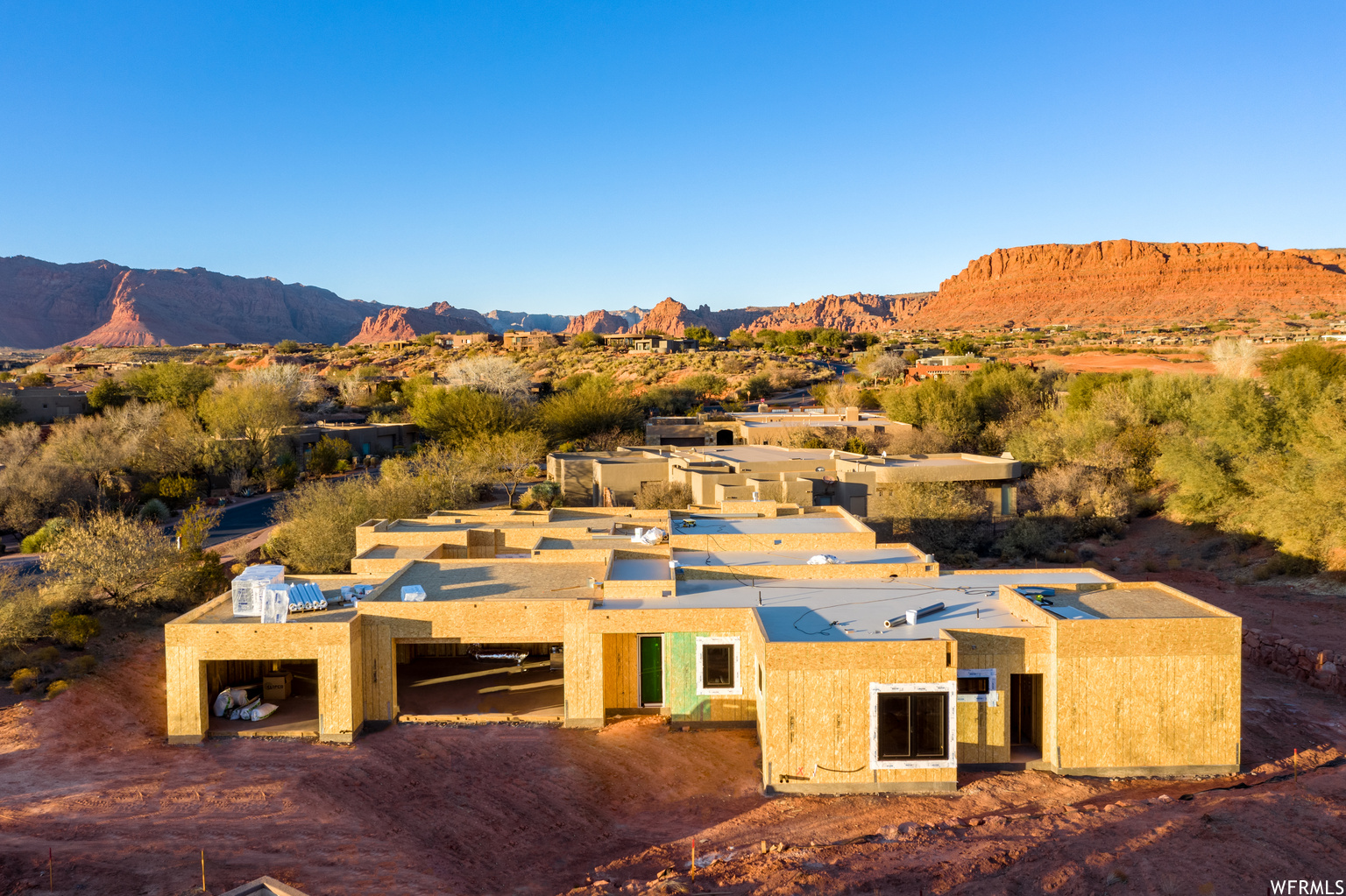 Anasazi Hills At Entrada