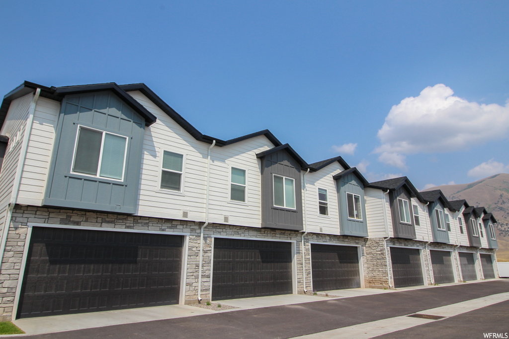 Cobblecreek Townhomes